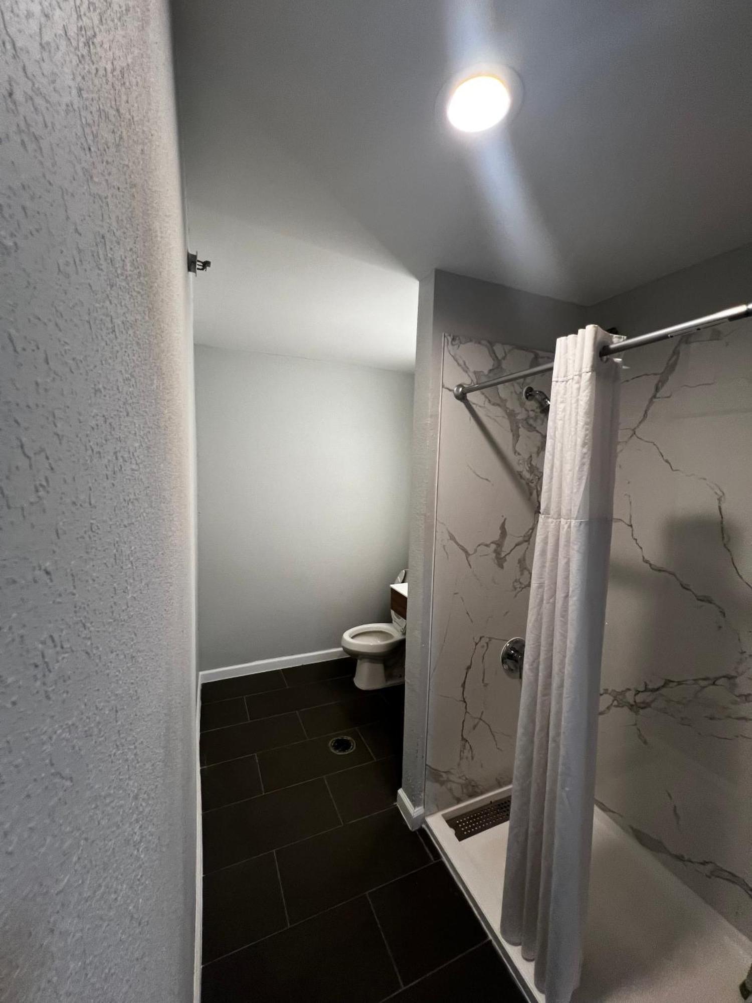 Microtel By Wyndham Atlanta Airport College Park