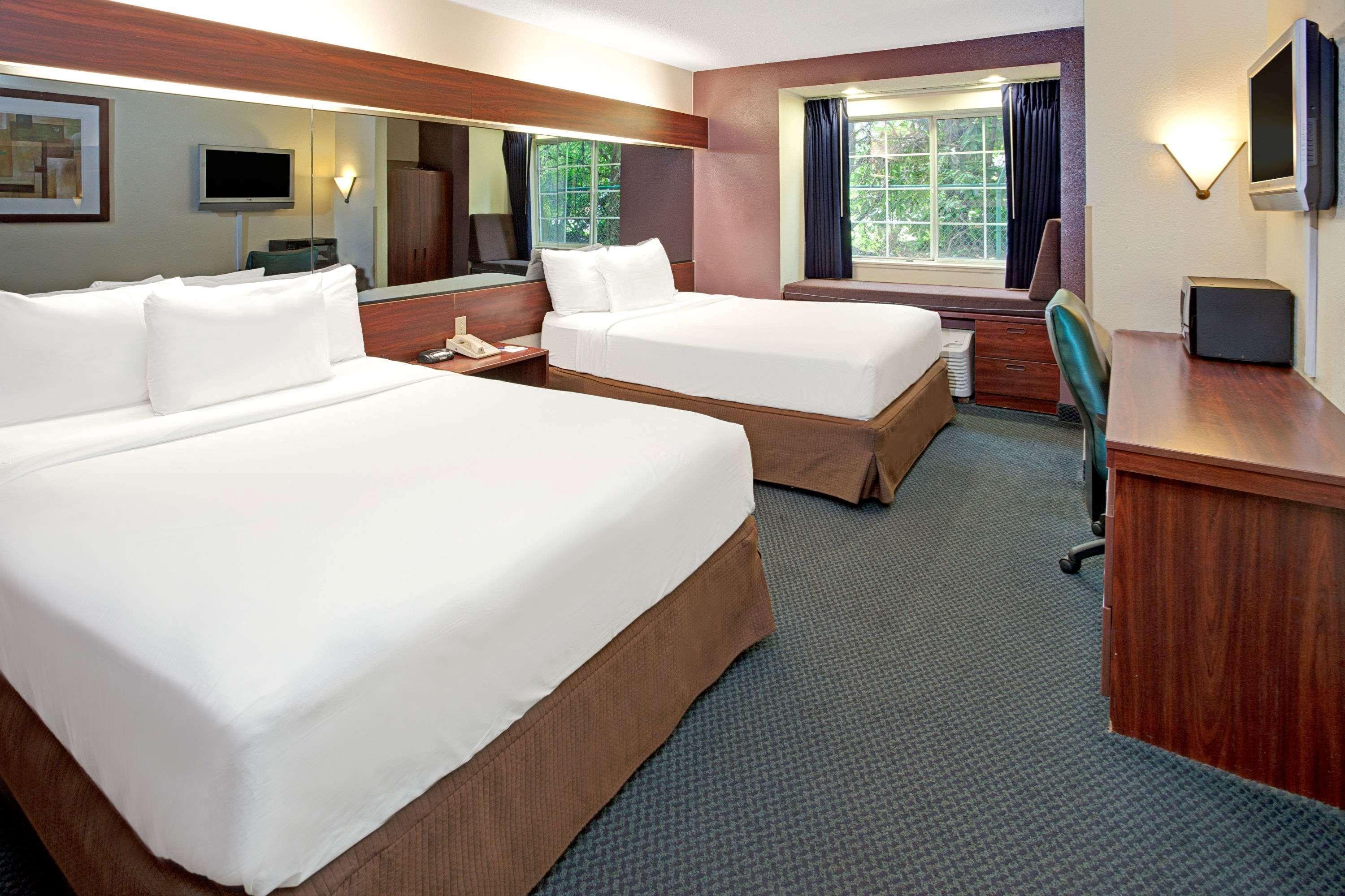 Hotel Microtel By Wyndham Atlanta Airport
