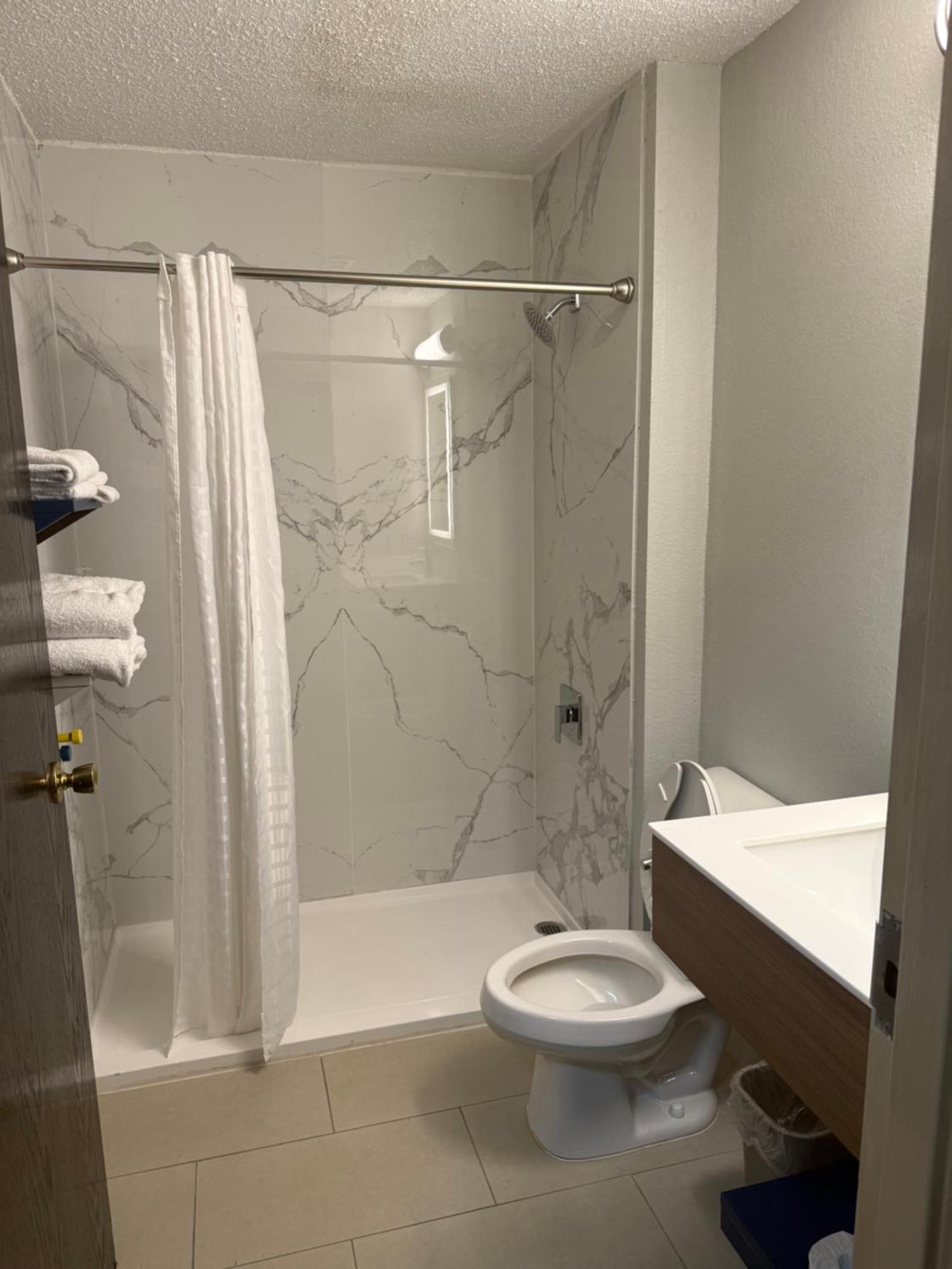 Microtel By Wyndham Atlanta Airport College Park