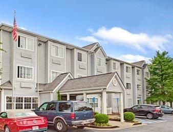 Microtel By Wyndham Atlanta Airport Hotel *