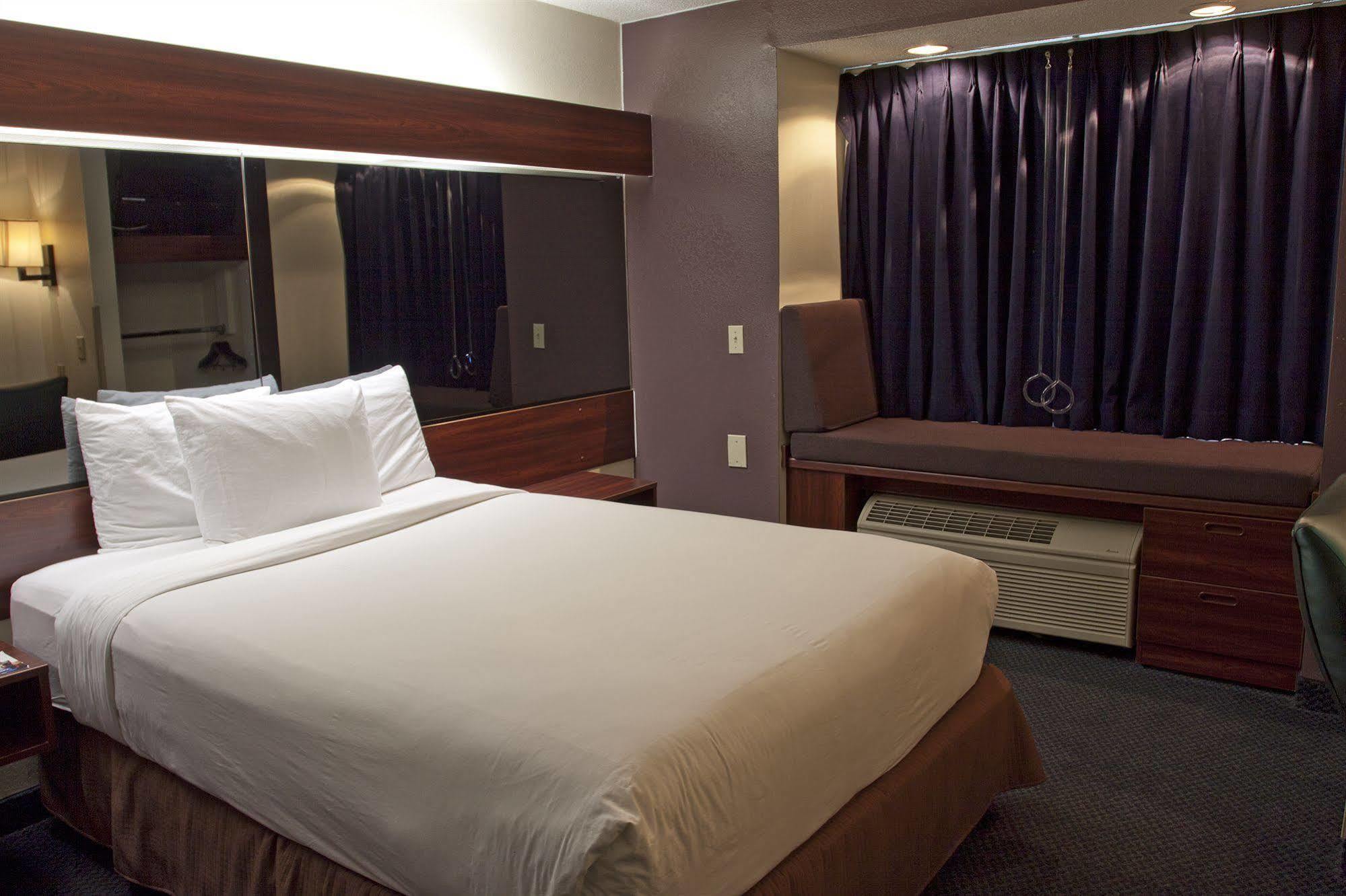 Hotel Microtel By Wyndham Atlanta Airport College Park