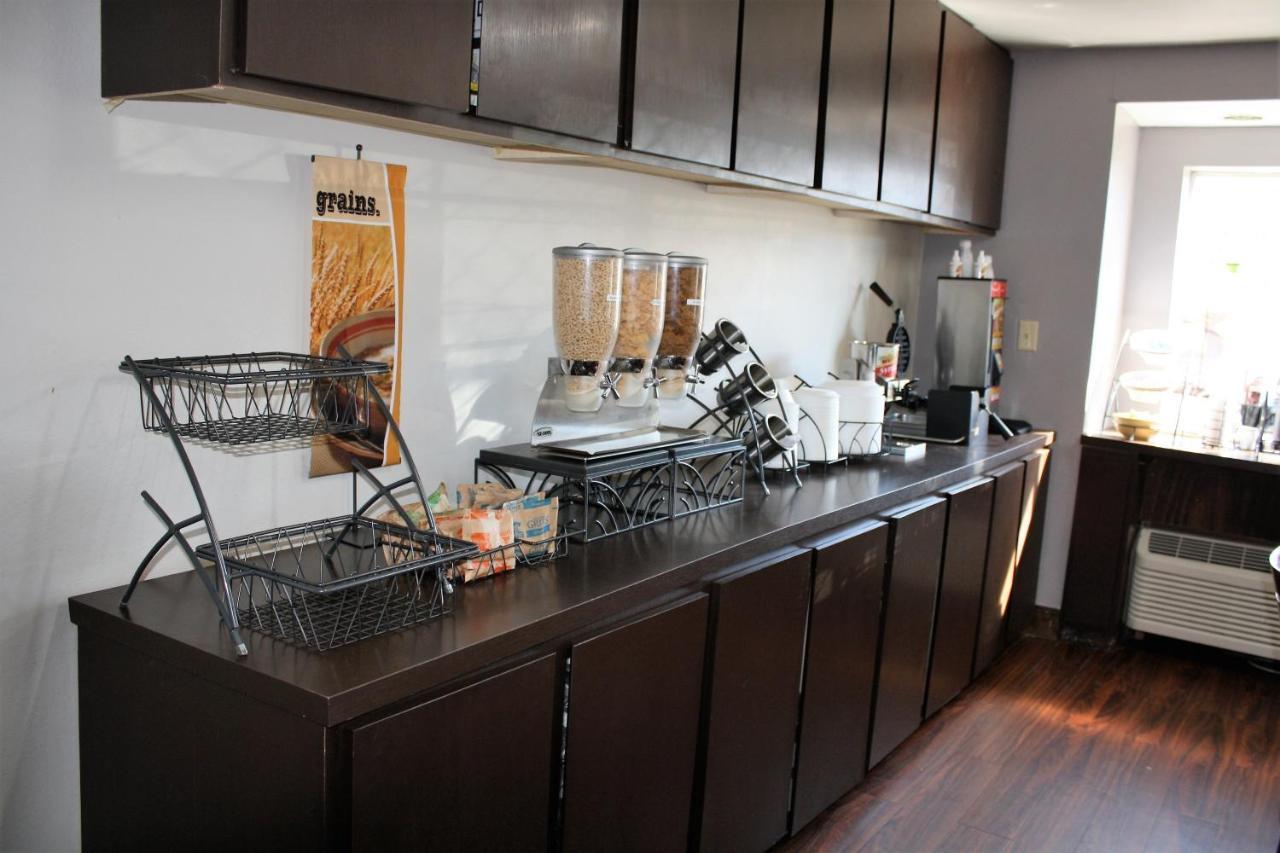 Microtel By Wyndham Atlanta Airport College Park
