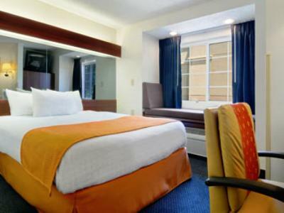 Microtel By Wyndham Atlanta Airport * College Park